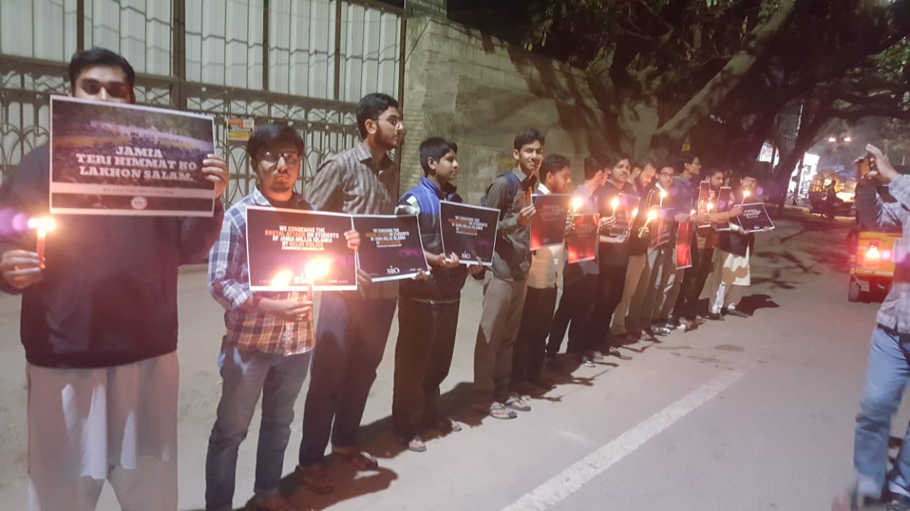 Candlelight protest in solidarity with JMI and Gargi College Students