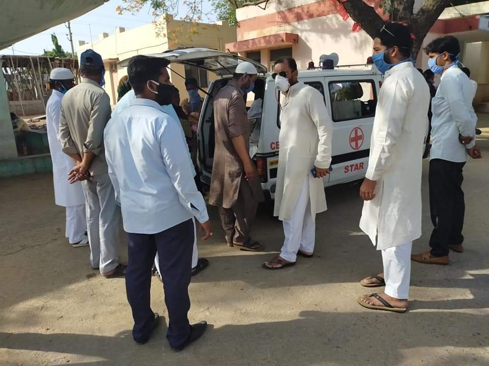SIO Provides Aid To Family Stuck In Mahbubnagar